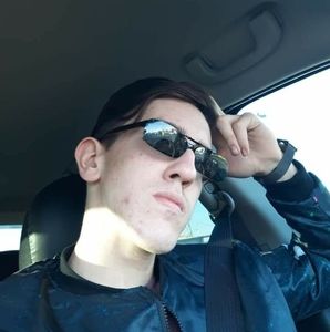 Meet your Posher, Gabriel